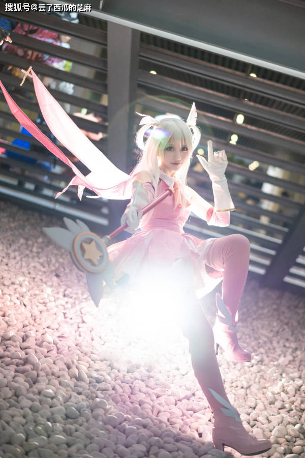 7d7853a57e534a799b95ee105ee674bc.png