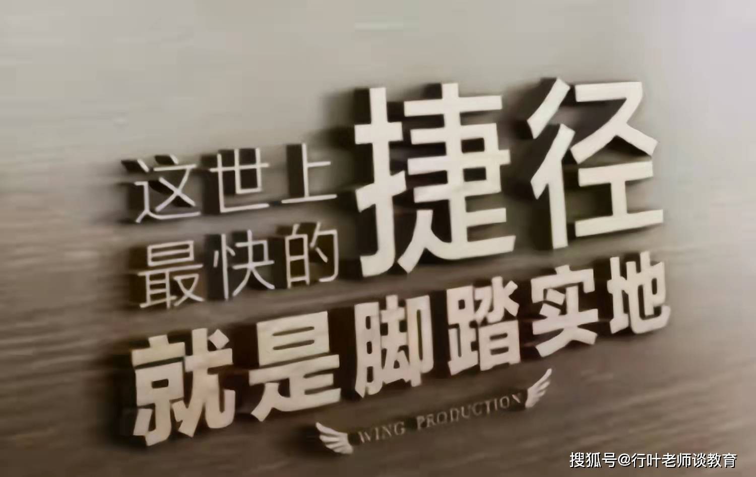 23e423403f2d403cb5a4553aac3587c5.jpeg