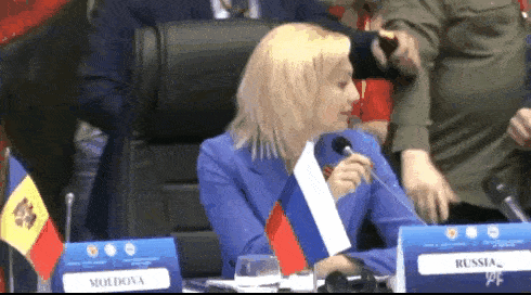 36b23106c4284b0885aacfc767c10406.gif
