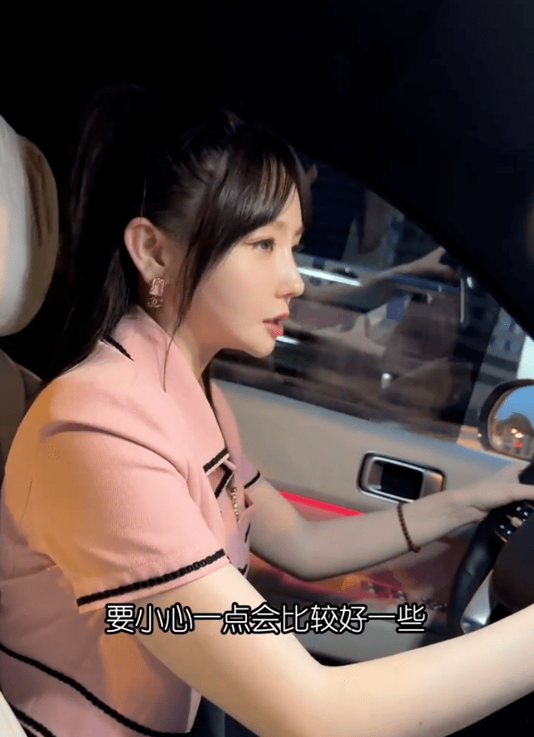 e524db41059742ea9c68a8575b0a63e5.png